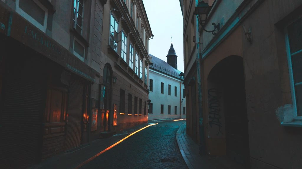 A quiet evening street in Trastevere